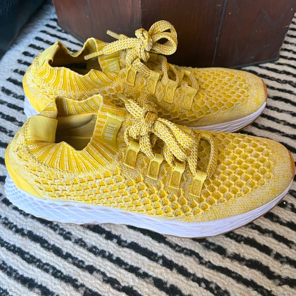 NoBull runners